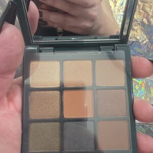Anastasia Beverly Hills Earthy Tones Eyeshadow Palette